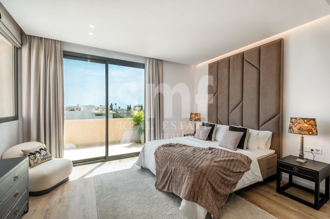 Villa in Estepona, Andalusia, Spain 3 - 17920565