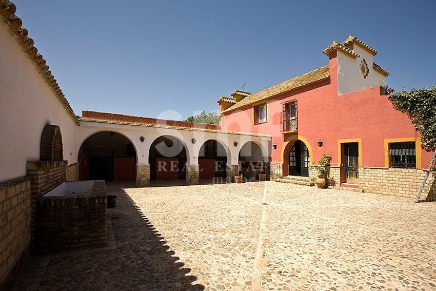 Finca in Casco Antiguo, Seville, Spain 4 - 17919895