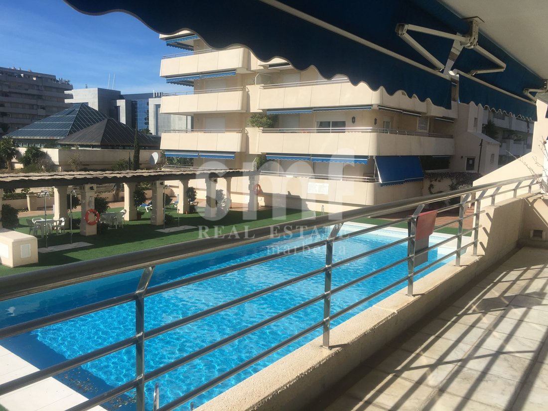 Apartment in Puerto Banus, Marbella, Spain 1 - 17921214