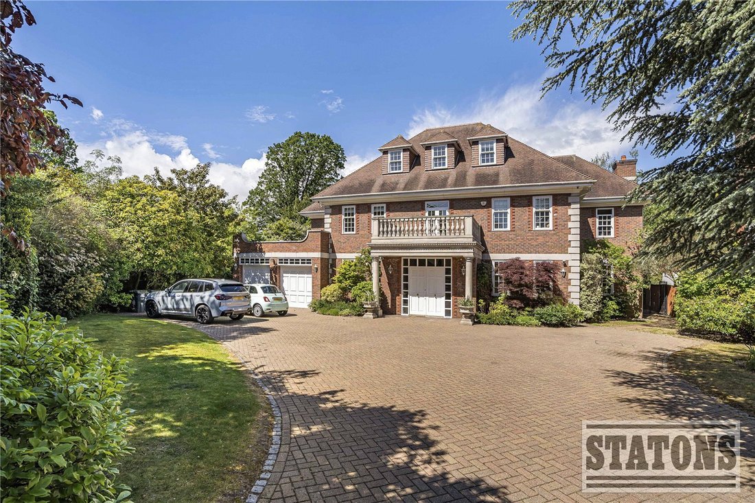 House in Winchmore Hill, Enfield, England 1 - 17920064