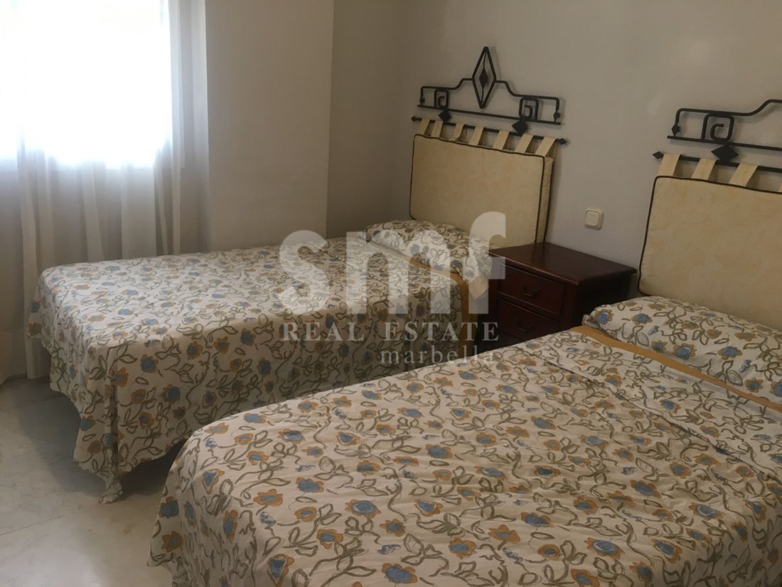 Apartment in Puerto Banus, Marbella, Spain 5 - 17921214