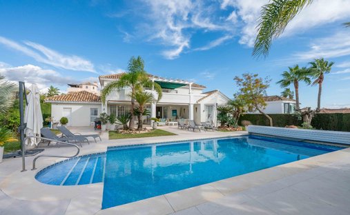 Villa in Elviria-Cabopino, Marbella, Spanien 1