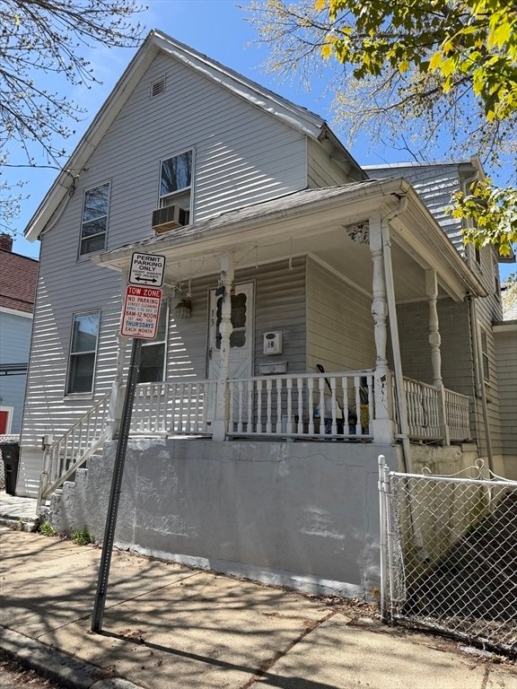 House in Somerville, Massachusetts, United States 2 - 17924073