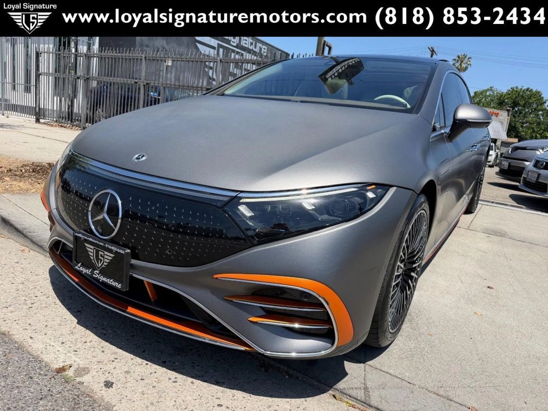 Sedan in Van Nuys, CA, United States 3 - 17924416