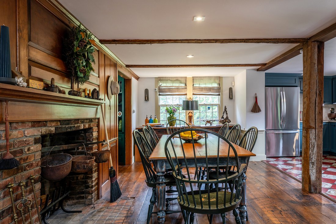 House in Woodbury, Connecticut, United States 5 - 17916160