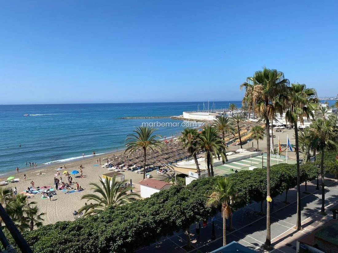 Apartment in Marbella, Andalusia, Spain 1 - 17922401