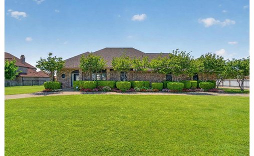 House in Crowley, Texas, United States 1