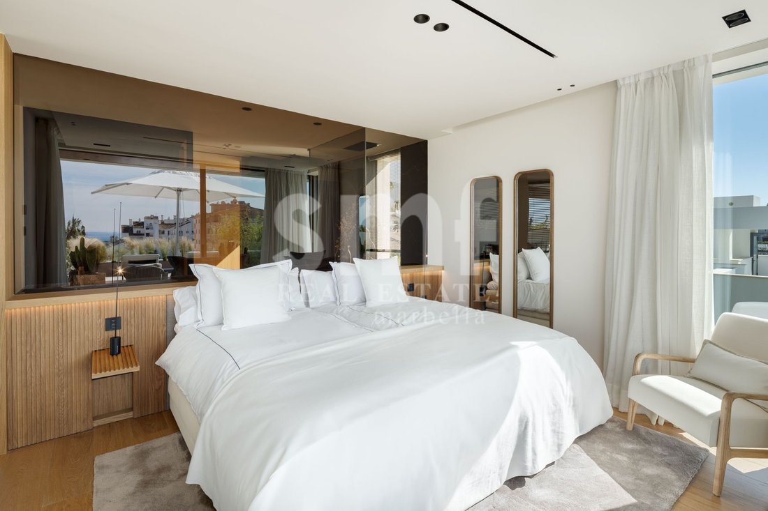 Villa in Puerto Banus, Marbella, Spain 4 - 17920251