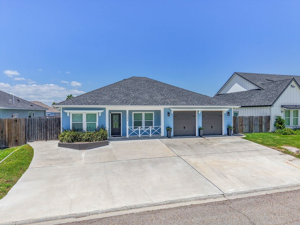 House in Aransas Pass, Texas, United States 3 - 16691763