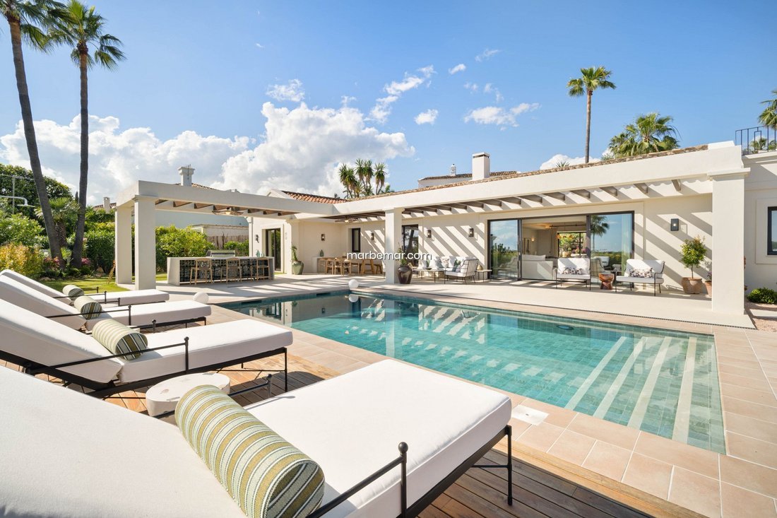 Villa in Puerto Banus, Marbella, Spain 1 - 17921018