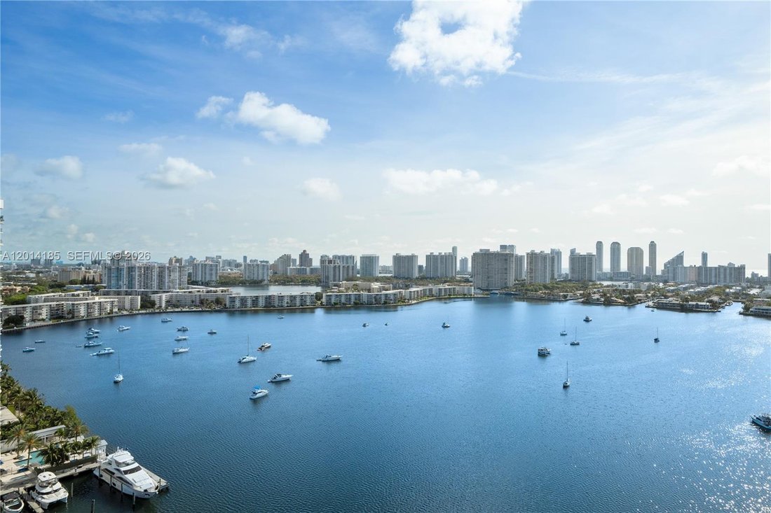 Condo in North Miami Beach, Florida, United States 3 - 17919988