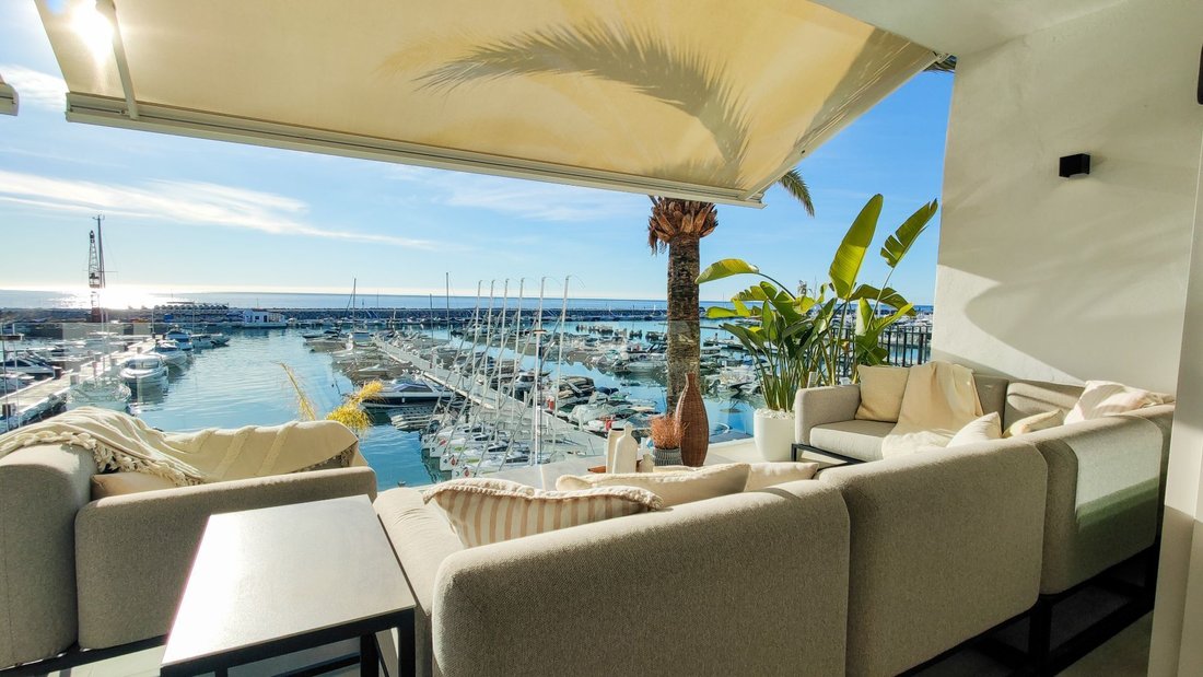 Apartment in Puerto Banus, Marbella, Spain 2 - 17921536