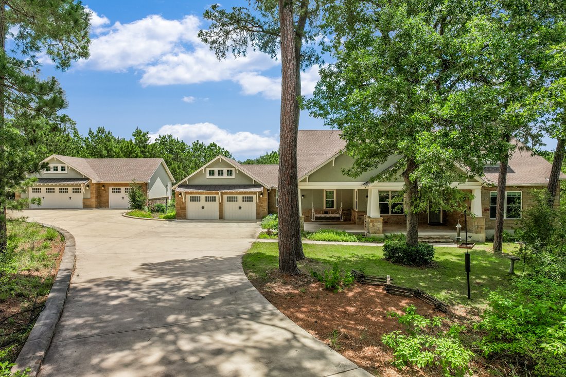 House in Bastrop, Texas, United States 2 - 17919209