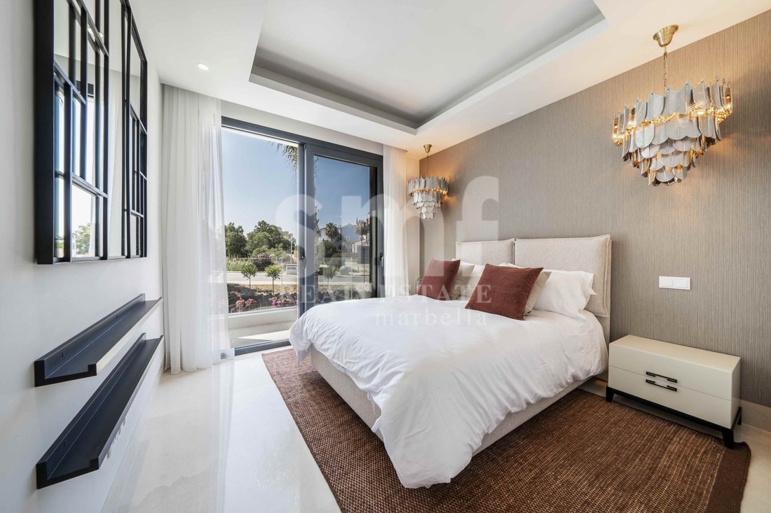 Villa in Estepona, Andalusia, Spain 5 - 17920368