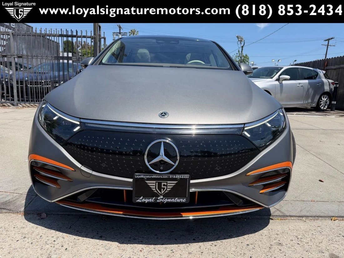 Sedan in Van Nuys, CA, United States 2 - 17924416