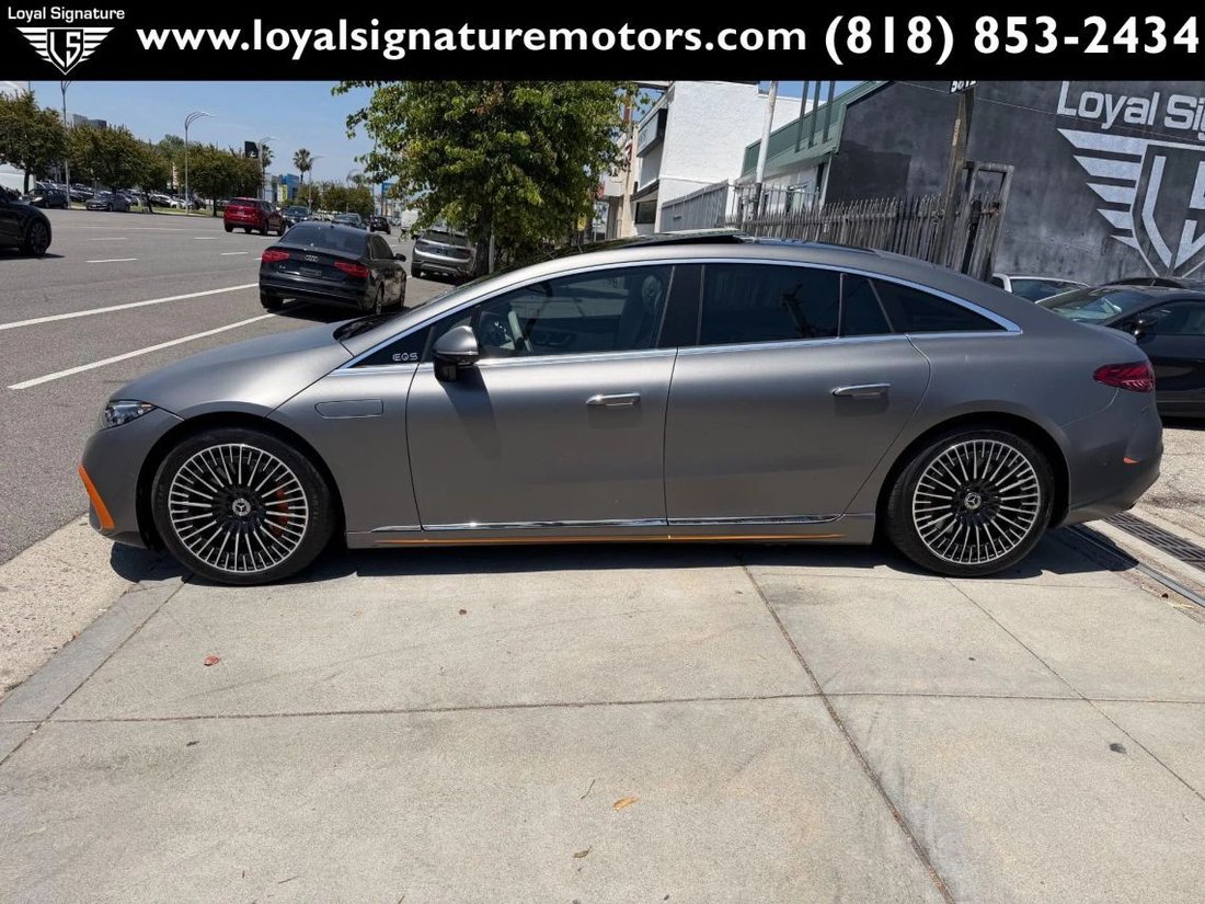 Sedan in Van Nuys, CA, United States 4 - 17924416