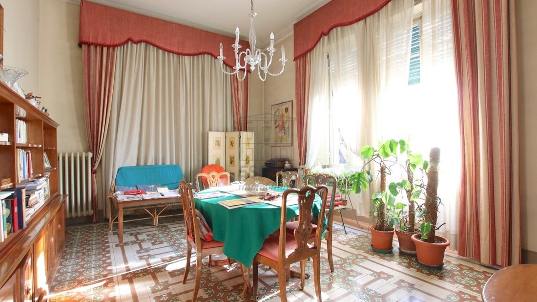 Villa in Arancio, Lucca, Italy 1 - 17921577
