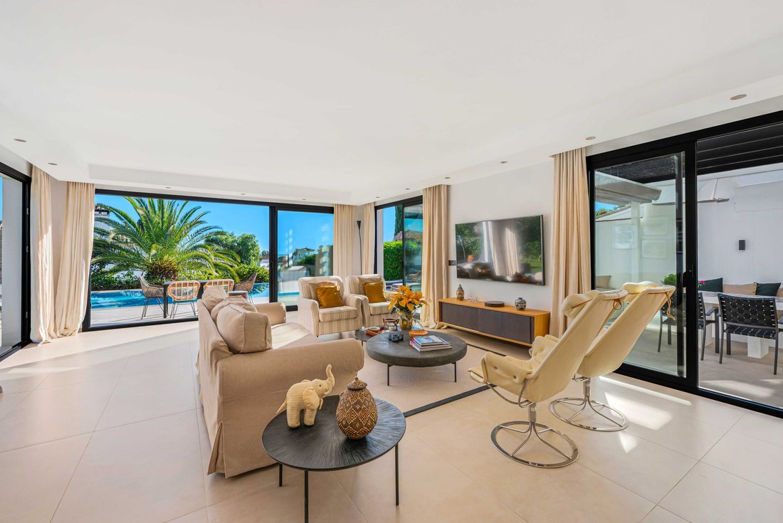 Villa in Elviria-Cabopino, Marbella, Spanien 5 - 17919956
