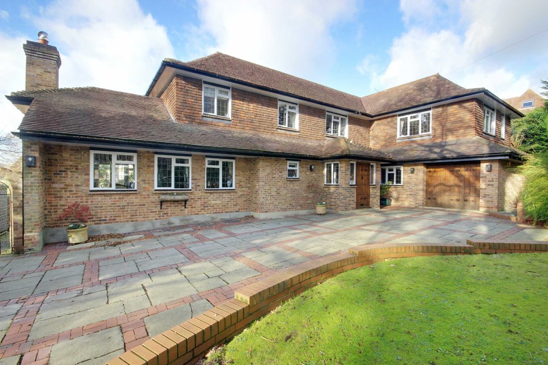 House in Cuffley, Northaw, England 2 - 17916470