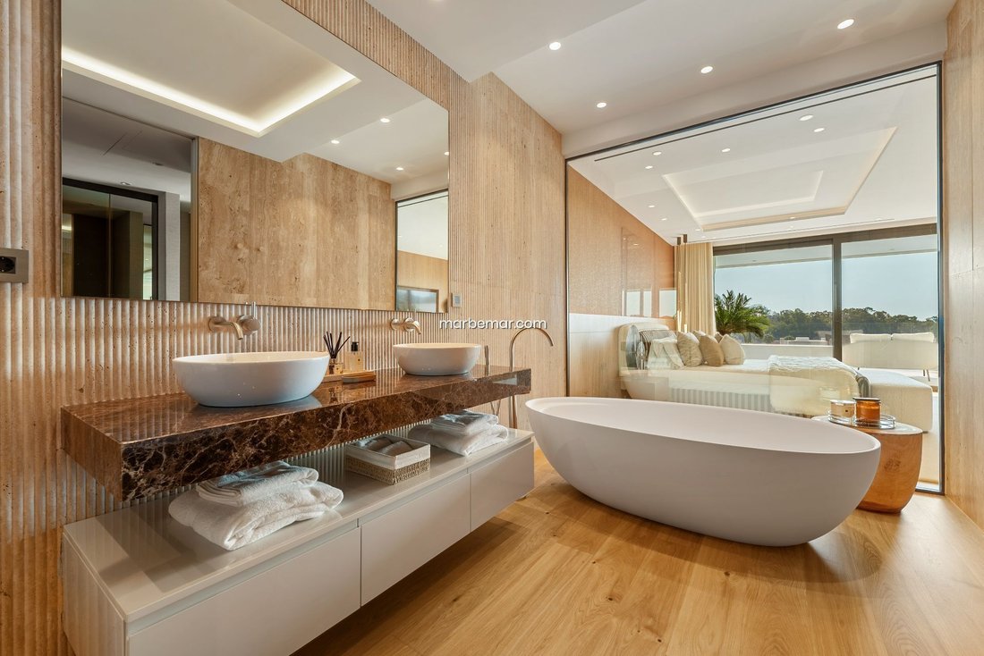 Villa in Marbella, Andalusia, Spain 2 - 17920734