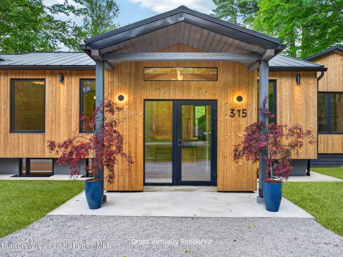 House in Saugerties, New York, United States 1 - 17919486