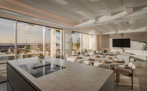 Penthouse en Playa Puerto Banús, Marbella, España 1