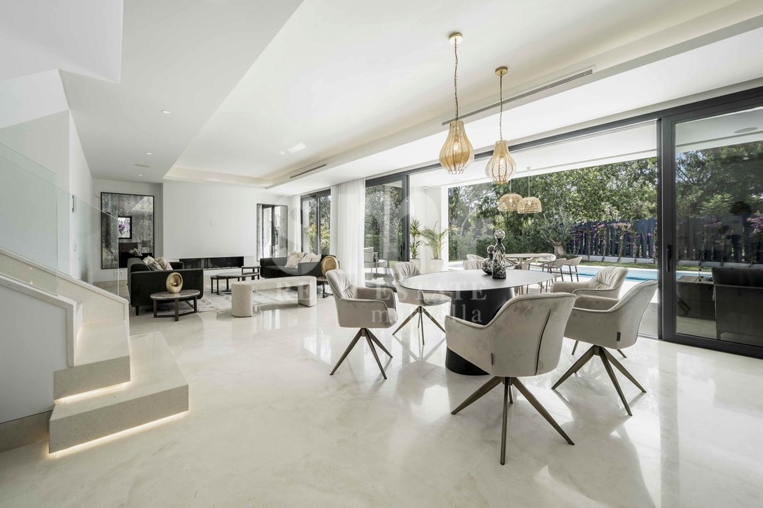 Villa in Estepona, Andalusia, Spain 4 - 17920368