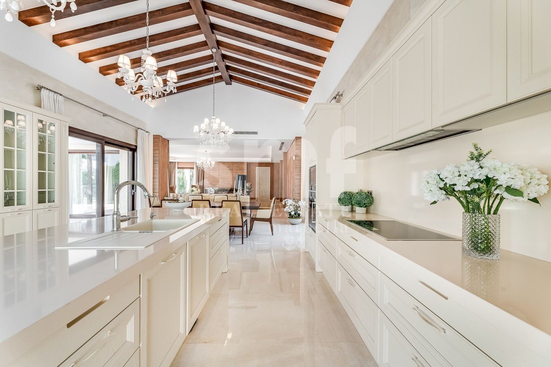 Villa in Nueva Andalucia, Marbella, Spain 3 - 17920190