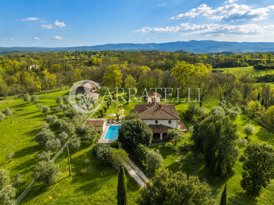 Country House in Terranuova Bracciolini, Tuscany, Italy 2 - 17922420