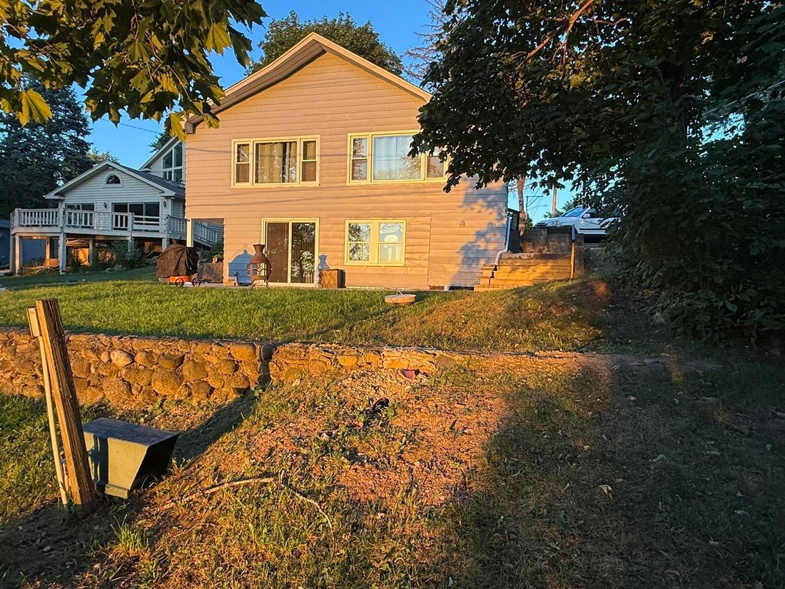 House in Lindenhurst, Illinois, United States 4 - 17891875