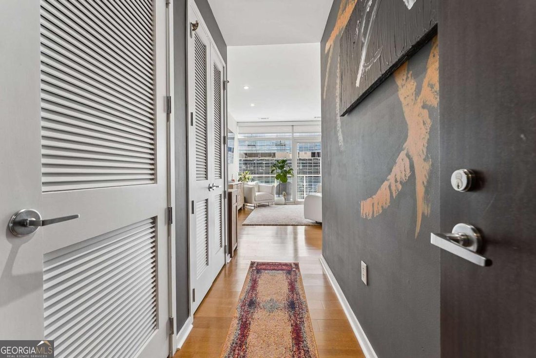 Condo in Atlanta, Georgia, United States 4 - 17917213