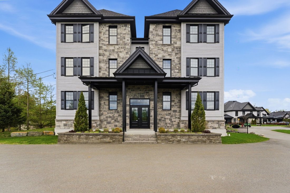 Condo in Bromont, Quebec, Canada 2 - 17922795