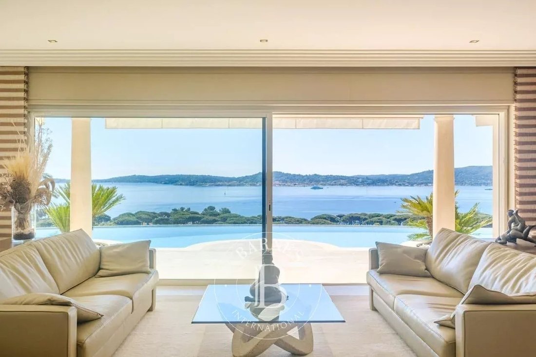 Villa à Grimaud, Provence-Alpes-Côte d'Azur, France 3 - 13641251
