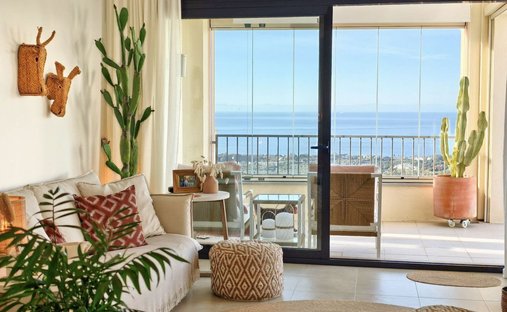 Penthouse in Marbella, Andalusia, Spain 1