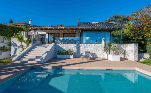 Villa in Elviria-Cabopino, Marbella, Spain 1