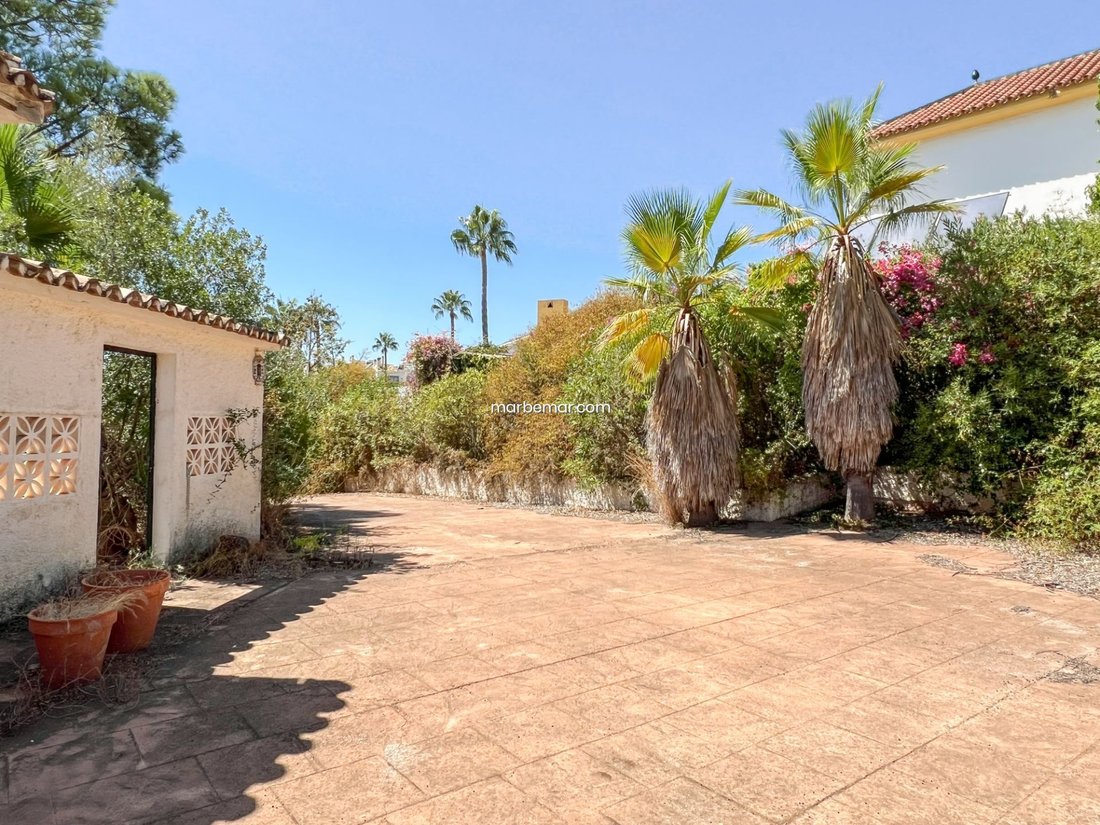 House in Marbella, Andalusia, Spain 2 - 17920142