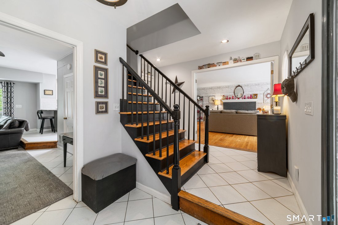 House in Southbury, Connecticut, United States 4 - 17922536