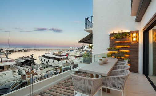 Apartment in Puerto Banus, Marbella, Spain 1