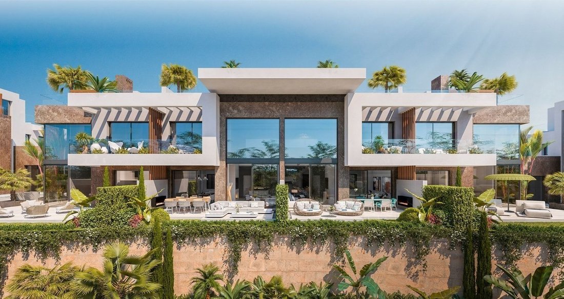 House in Rio Real, Marbella, Andalusia 2 - 17920006