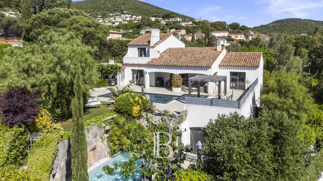 Villa in Basse Suane-Les Virgiles, Sainte-Maxime, France 2 - 17918292