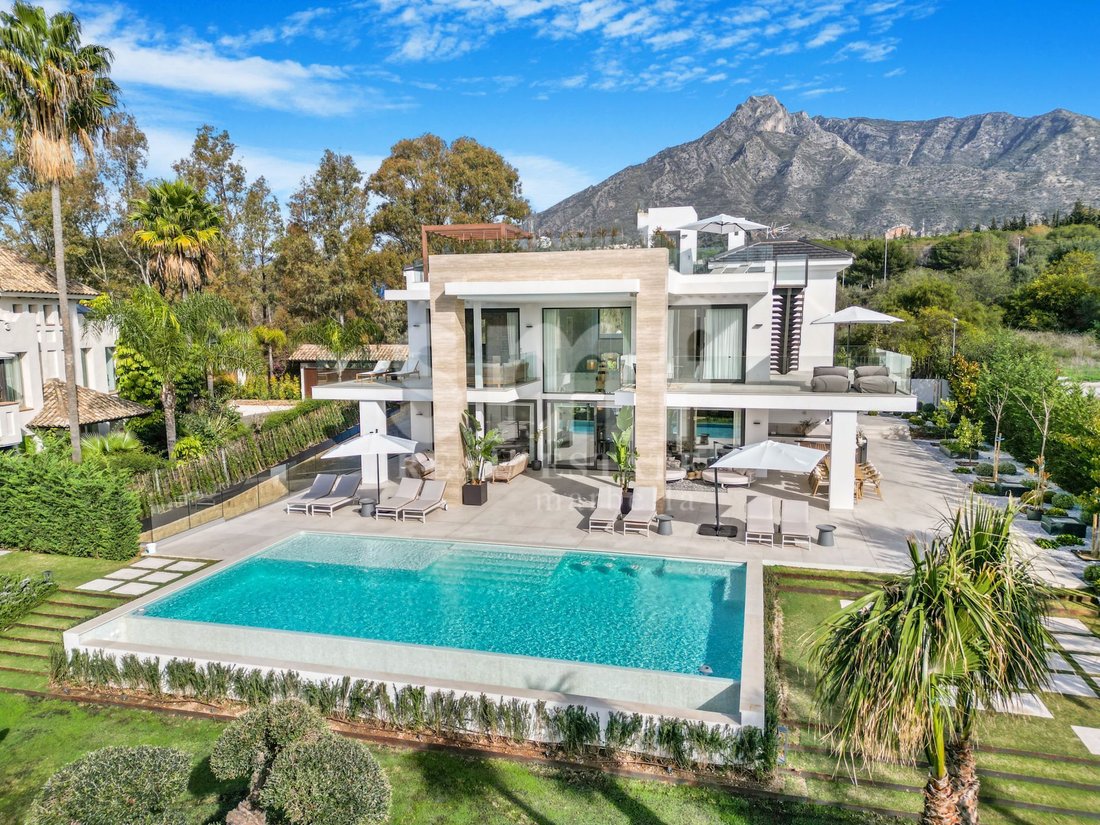 Villa in Golden Mile, Andalusia, Spain 1 - 17920271
