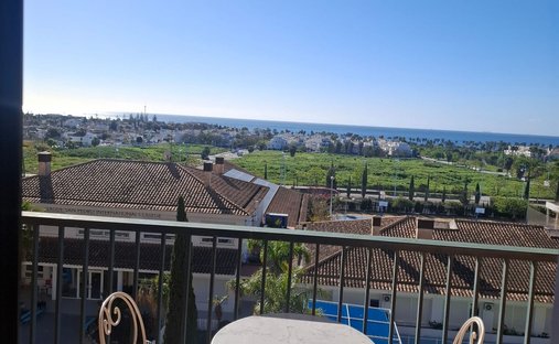 Apartment in San Pedro de Alcantara, Andalusia, Spain 1