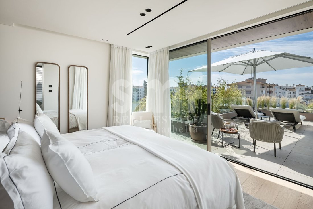 Villa in Puerto Banus, Marbella, Spain 3 - 17920251