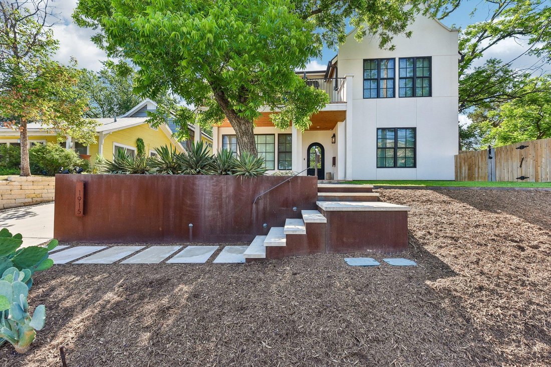 House in Austin, Texas, United States 1 - 17920671