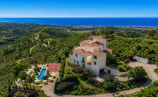 Finca in Estepona, Andalusia, Spain 1