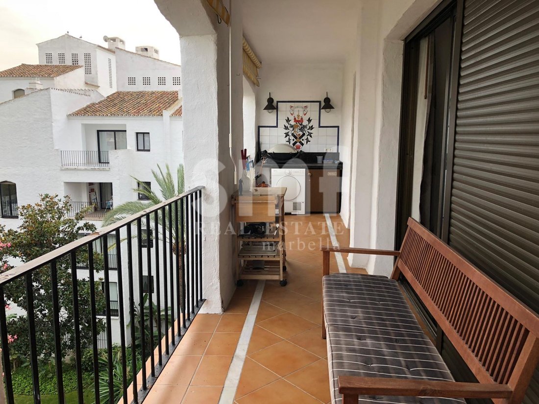 Apartment in Puerto Banus, Marbella, Spain 5 - 17921031