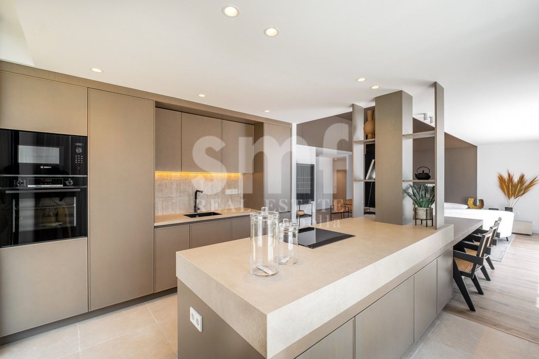Villa in Estepona, Andalusia, Spain 4 - 17920565