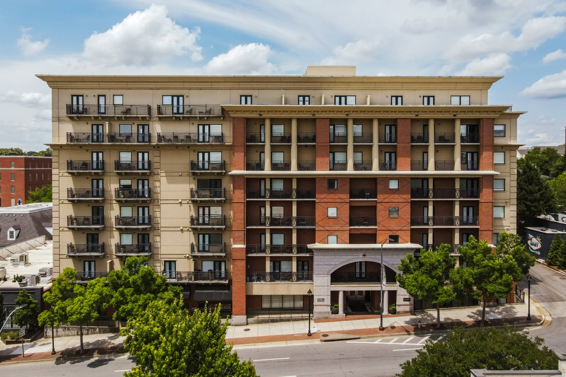 Condo in Athens, Georgia, United States 1 - 17918481