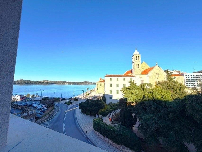Apartment in Gradska cetvrt Varos, Sibenik, Sibenik-Knin County 1 - 17925677