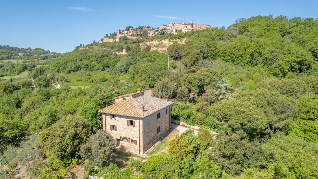 Country House in Montepulciano, Tuscany, Italy 2 - 17926408